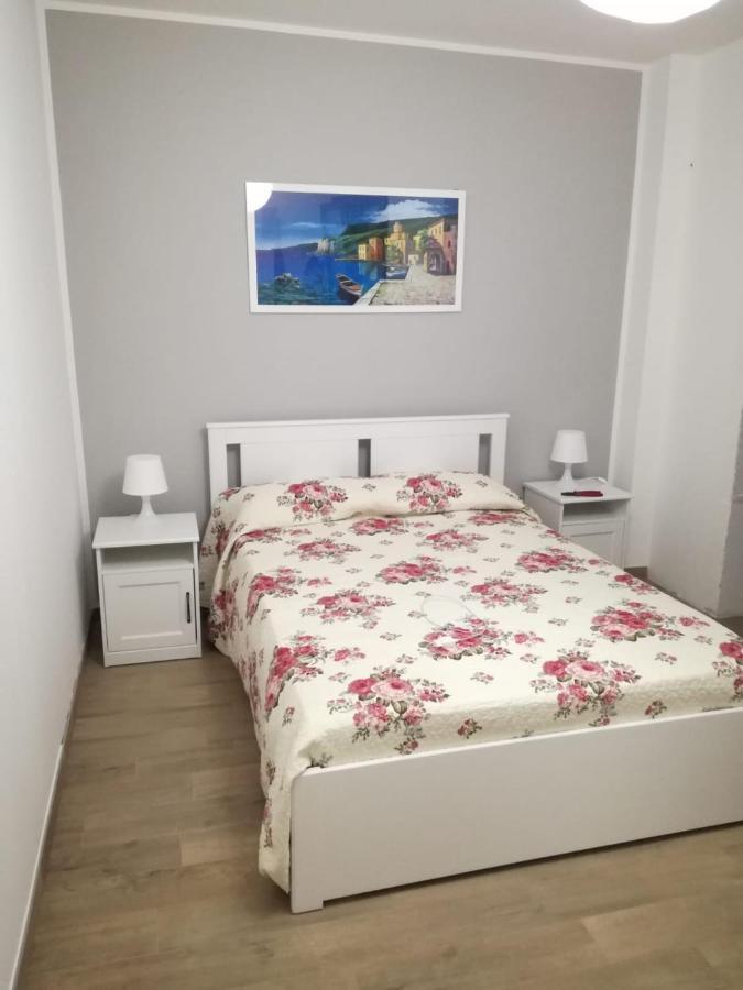 La Terrazza Di Fabrizio 5 Minuti Dal Mare Villa Andrano Ngoại thất bức ảnh